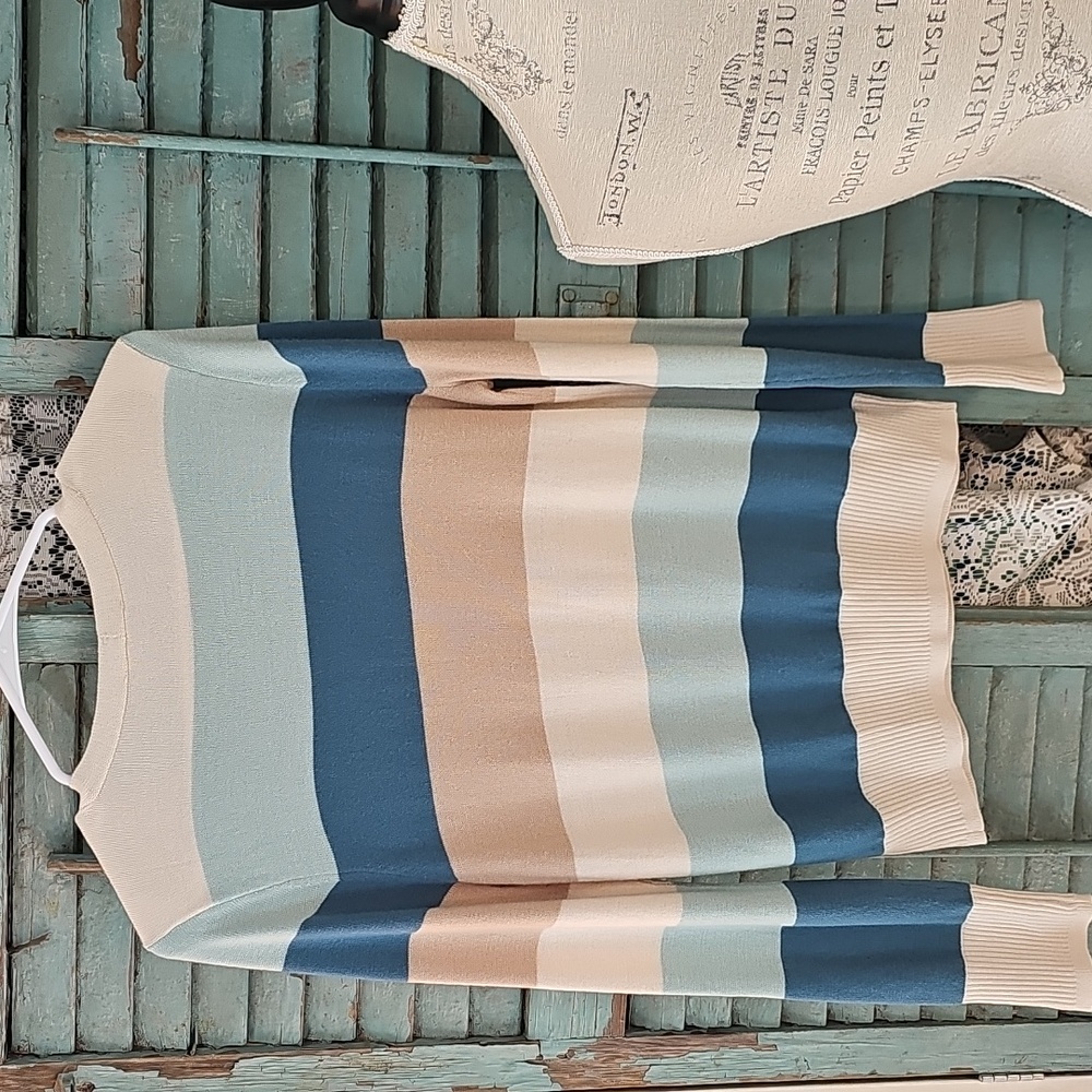 LOFT Multicolor Striped V-Neck Spring Sweater - Picture 3 of 3